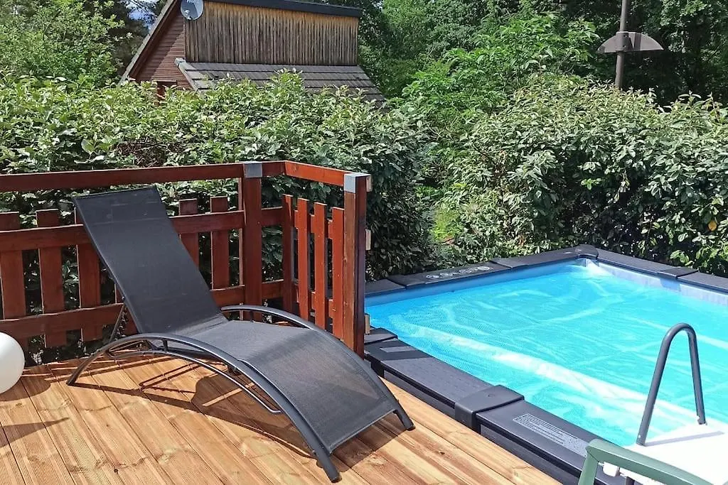 Le Chalet du Lac: Seasonal Spa Retreat with Private Pool Beaulieu   Beaulieu (Cantal)