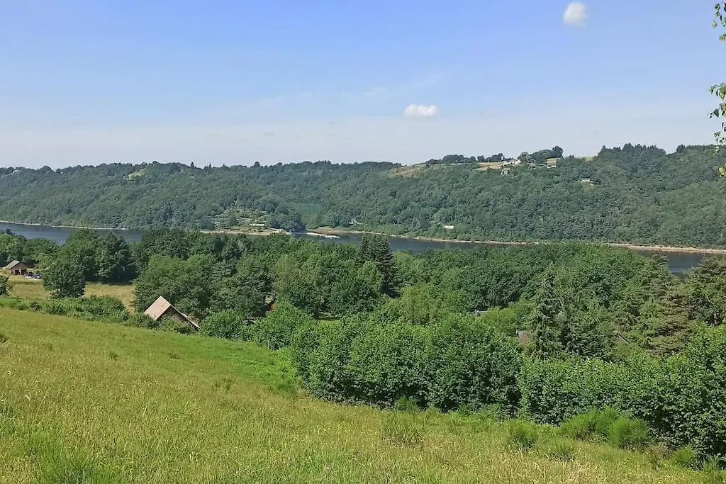 Le Chalet du Lac: Seasonal Spa Retreat with Private Pool Beaulieu
