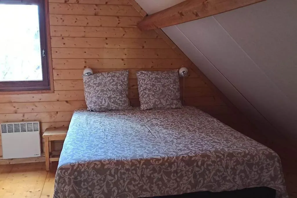 Le Chalet du Lac: Seasonal Spa Retreat with Private Pool Beaulieu